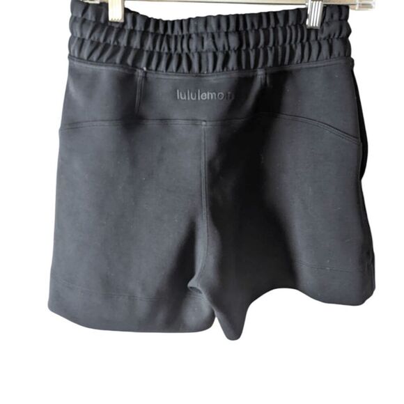 NWOT LULULEMON ATHLETICA Soft Ambitions High-Rise Short 4' In Black Size 6 - Picture 5 of 5